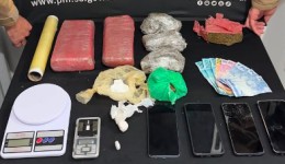 Polícia Militar desarticula ponto de tráfico e apreende mais de 2,6 quilos de drogas em ação em São José do Cedro e São Miguel Do Oeste