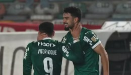 Palmeiras goleia Universitario em Lima com show de Flaco López e Vitor Roque