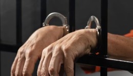 Homem é preso em cumprimento de mandado por roubo