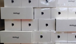 Mulher é flagrada com 43 iPhones dentro de ônibus em Francisco Beltrão
