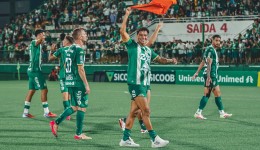 Chapecoense segura o Criciúma e avança à semifinal do Catarinense