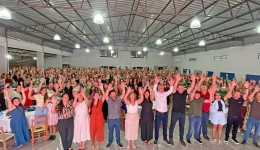 Jantar em homenagem ao Dia Internacional da Mulher reúne mais de 600 participantes
