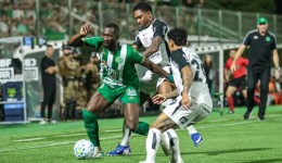 Chapecoense e Corinthians empatam sem gols na Arena Condá pelo Brasileirão