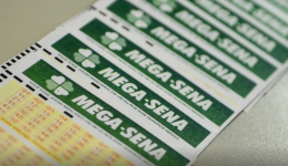 Mega-Sena acumula e pode pagar R$ 150 milhões nesta quarta-feira