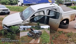 Colisão frontal deixa duas pessoas feridas na BR-163
