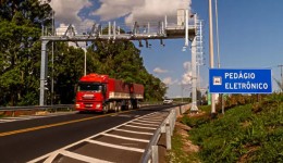 EPR Iguaçu orienta motoristas sobre cadastro e prazo de pagamento