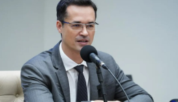 Nunes Marques suspende decisão que havia barrado candidatura de Deltan ao Senado pelo Paraná
