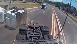 Motorista que causou acidente na BR-480, em Chapecó, é localizado e levado à delegacia