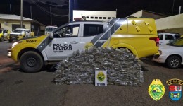 Polícia Militar apreende veículo com 400 quilos de maconha na PRC-280