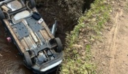 Mulher morre em acidente de carro