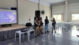 Polícia Militar realiza Operação Virtude com palestra sobre prevenção à violência contra idosos