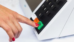 Eleitorado acima de 60 anos cresce 74% e chega a 36 milhões de votos no Brasil
