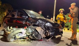 Motociclista fica ferido após colisão