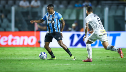 Grêmio leva gol no fim e cede empate para o Santos pelo Brasileirão