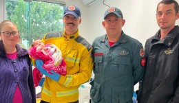 Bebê de 43 dias é salva pelos Bombeiros após se engasgar