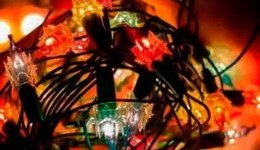 Celesc orienta sobre instalação segura de iluminação natalina