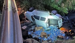 PRF apreende Amarok carregada com cigarros contrabandeados; A carga e o cigarro foi entregue a Receita Federal de Dionísio Cerqueira