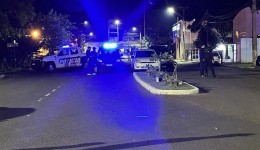 Brasileiro é morto a tiros em bar e suspeitos fogem para o Brasil