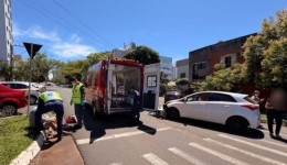 Motociclista fica ferido em colisão com carro no Centro