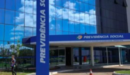 INSS define calendário para pagar descontos indevidos; veja quando