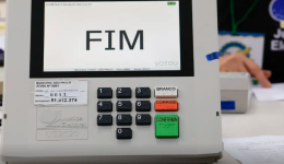 Mesária é alvo de Termo Circunstanciado por divulgação de propaganda eleitoral no dia da eleição