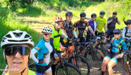 Ciclistas de SMOeste enfrentam trechos difíceis no segundo dia de pedal entre San Pedro e Eldorado, na Argentina