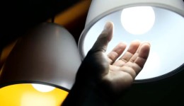 Bandeira vermelha deixa conta de luz mais cara a partir de junho