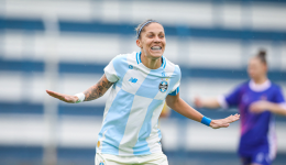 Grêmio Feminino goleia na estreia em casa pelo Gauchão