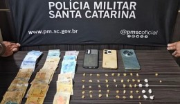 Polícia prende três por tráfico de drogas