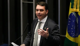 Flávio Bolsonaro declara R$ 8,2 milhões em bens ao TSE