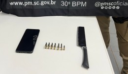 Adolescente é apreendido com munições em residência após fazer ameaças