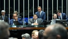 Senado aprova redução da pena de condenados pelo 8/1 e trama golpista