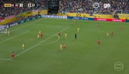 Bayern vence Boca Juniors, encerra invencibilidade sul-americana e se classifica às oitavas