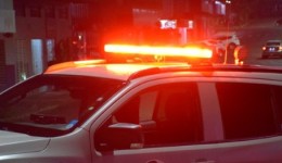 Mulher é presa por tráfico de drogas após abordagem do Canil da PM