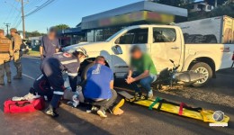 Motociclista fica ferido após colisão com caminhonete na Avenida Willy Barth