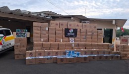 Carga de cigarros avaliada em mais de R$ 1,2 milhão é apreendida na SC-155