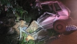 Condutor de automóvel morre em colisão com caminhão no Oeste de SC