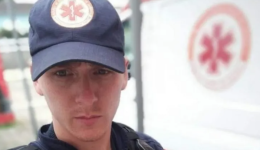 Ambulâncias fazem cortejo em homenagem a socorrista do Samu que morreu aos 32 anos