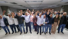 MDB reúne 56 prefeitos em Florianópolis, destaca espaço no governo e declara apoio a Jorginho Mello