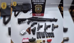 Polícia Civil apreende armas e munições de investigado por ameaças em comércio
