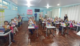 Alunos da rede municipal já utilizam novo sistema de ensino