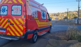 Homem morre atropelado por trator