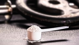 Entenda os efeitos da creatina no corpo e nos músculos