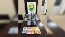 Suspeitos são presos após trocarem carro roubado por arma