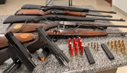 Homem aponta arma para policial, ameaça vizinhos e acaba preso em SC
