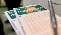 Um bolão e três apostas simples do Paraná acertam a quina da Mega-Sena