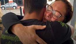 Honestidade chama atenção após trabalhador devolver R$ 7,4 mil encontrados no lixo