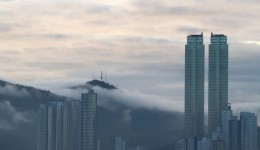 Calor fora de época? Cidades de Santa Catarina podem marcar até 30°C; veja previsão