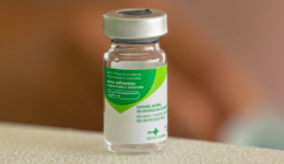 Ministério da Saúde prorroga vacinação contra HPV para jovens de 15 a 19 anos até o fim de 2026