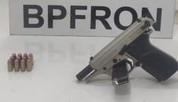BPFRON prende homem por porte ilegal de arma de fogo durante abordagem